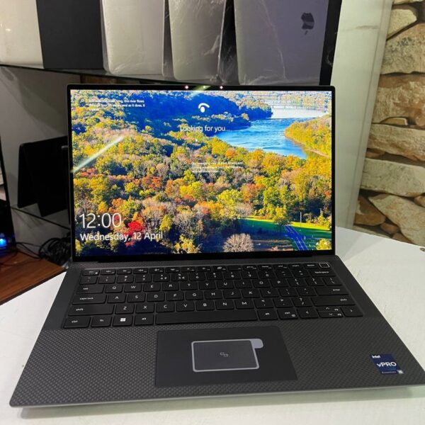 Dell Pricison 5470 8GB Ram 256Gb SSD i5 12th Gen